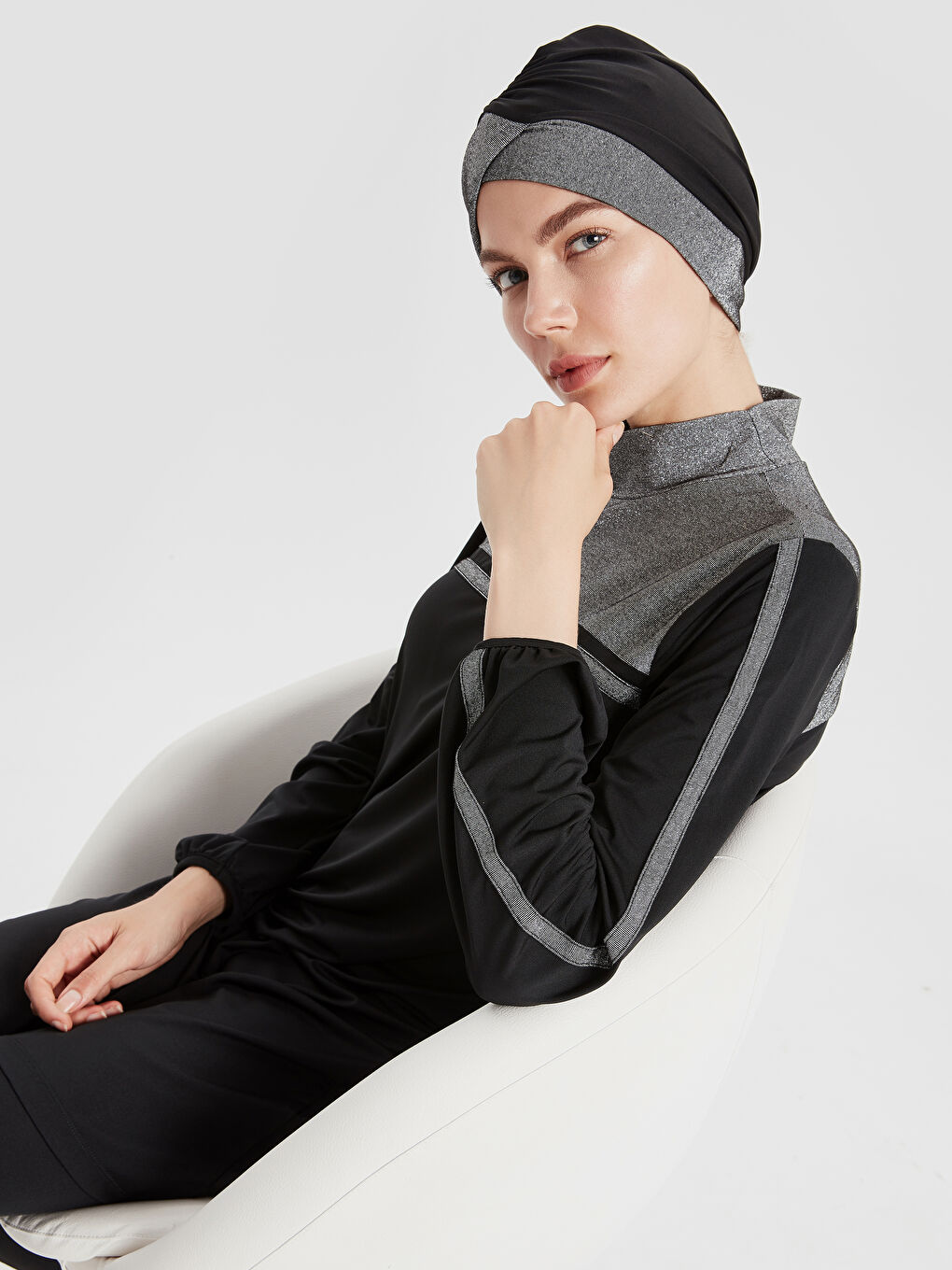 Siyah Tesettür Yüzme Bonesi-3