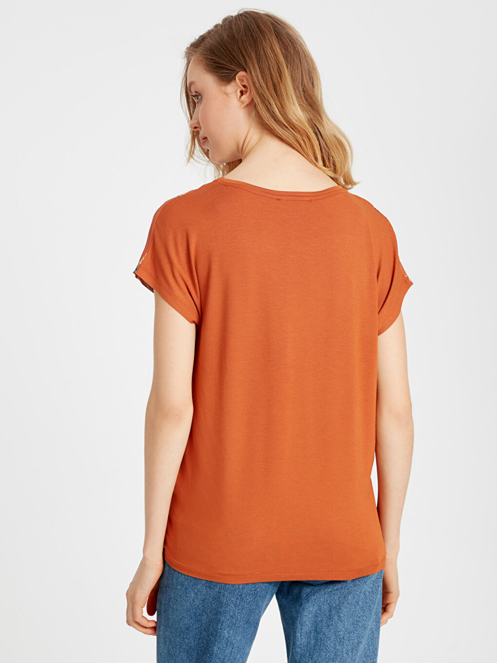 Woman ORANGE T-Shirt-2