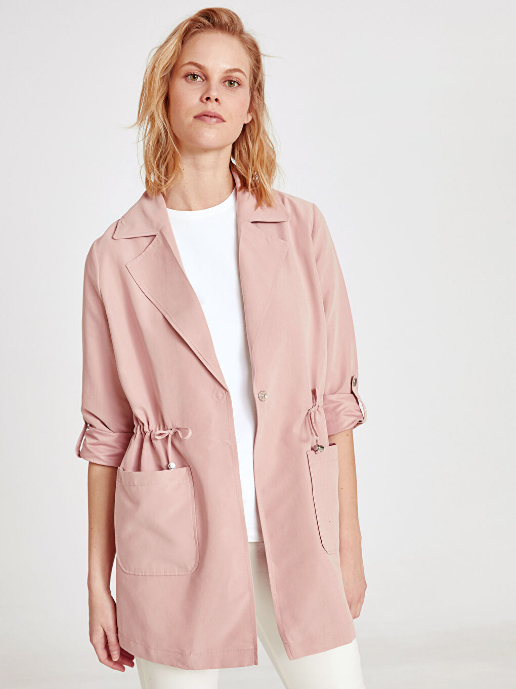 Pembe Ceket Yaka Düz Uzun Kollu Kadın Mont