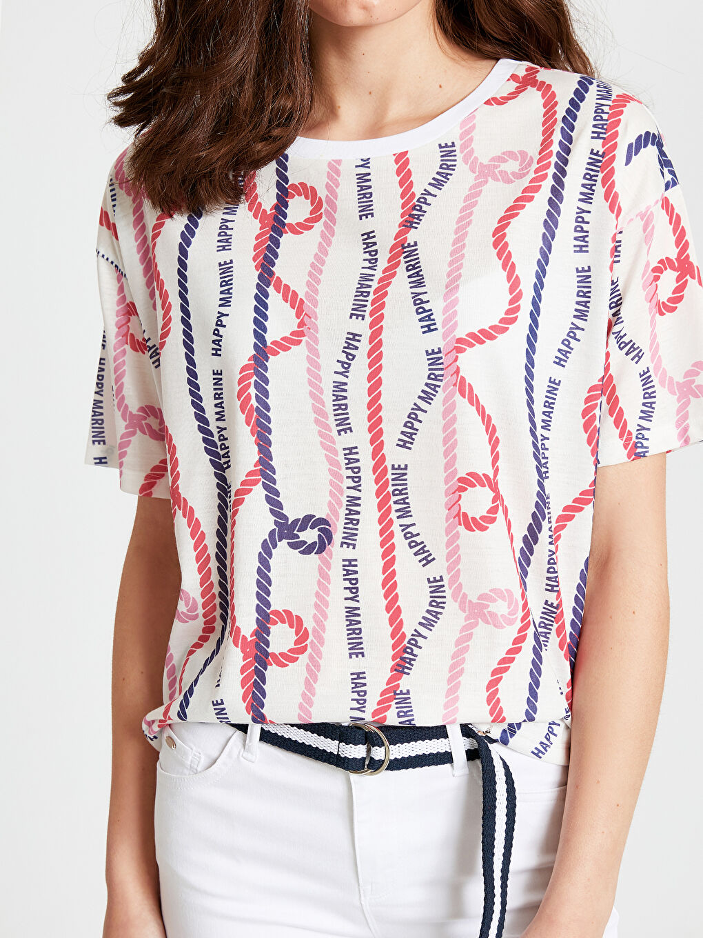 Ekru U Yaka Kısa Kollu Kadın Tişört-3