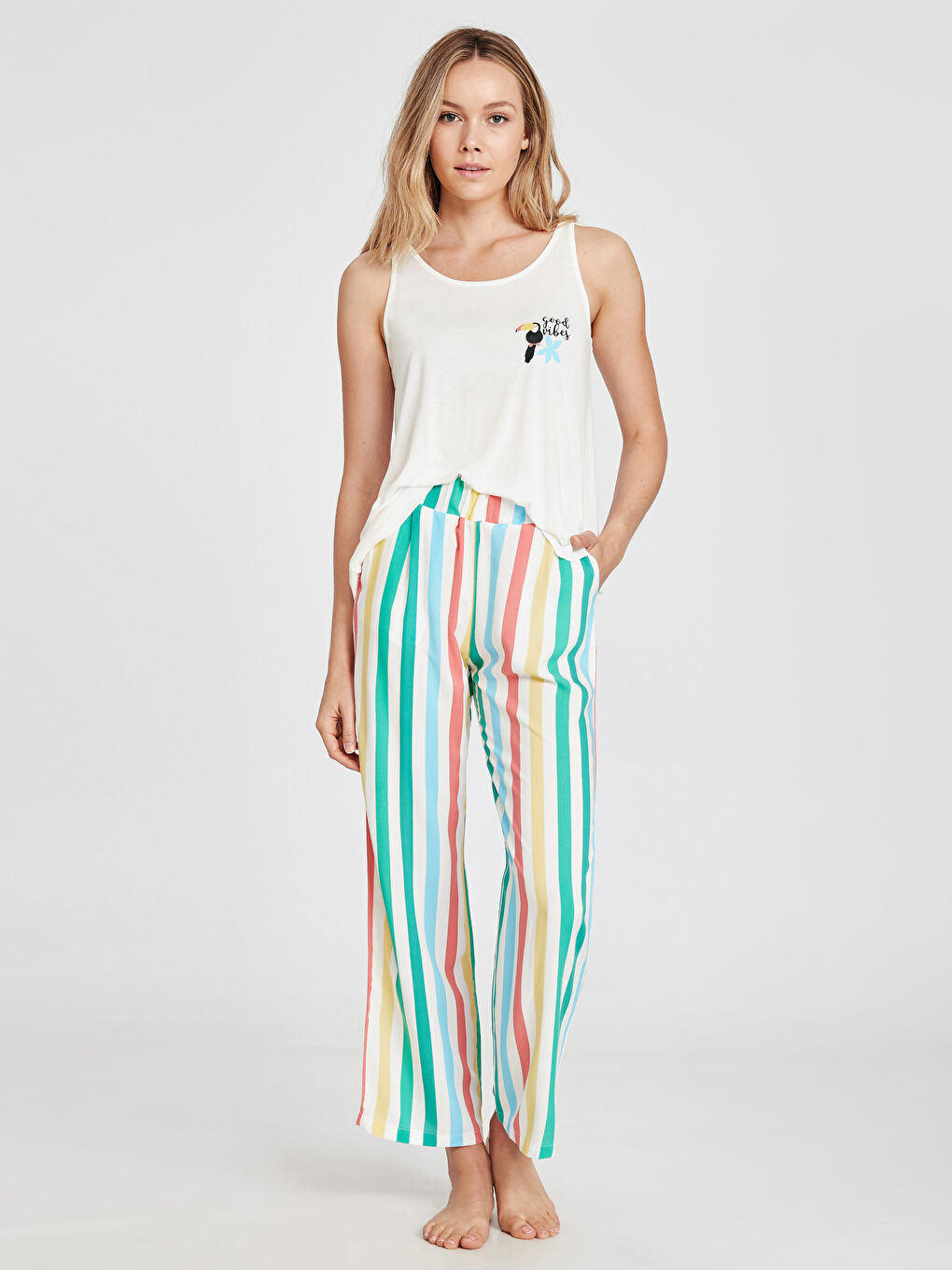 Karışık Kadın Bisiklet Yaka Desenli Kolsuz Gabardin Pijama Takım