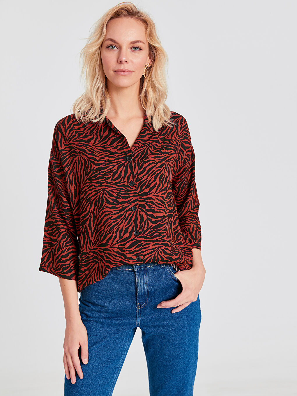 Kahverengi Baskılı Gömlek-1