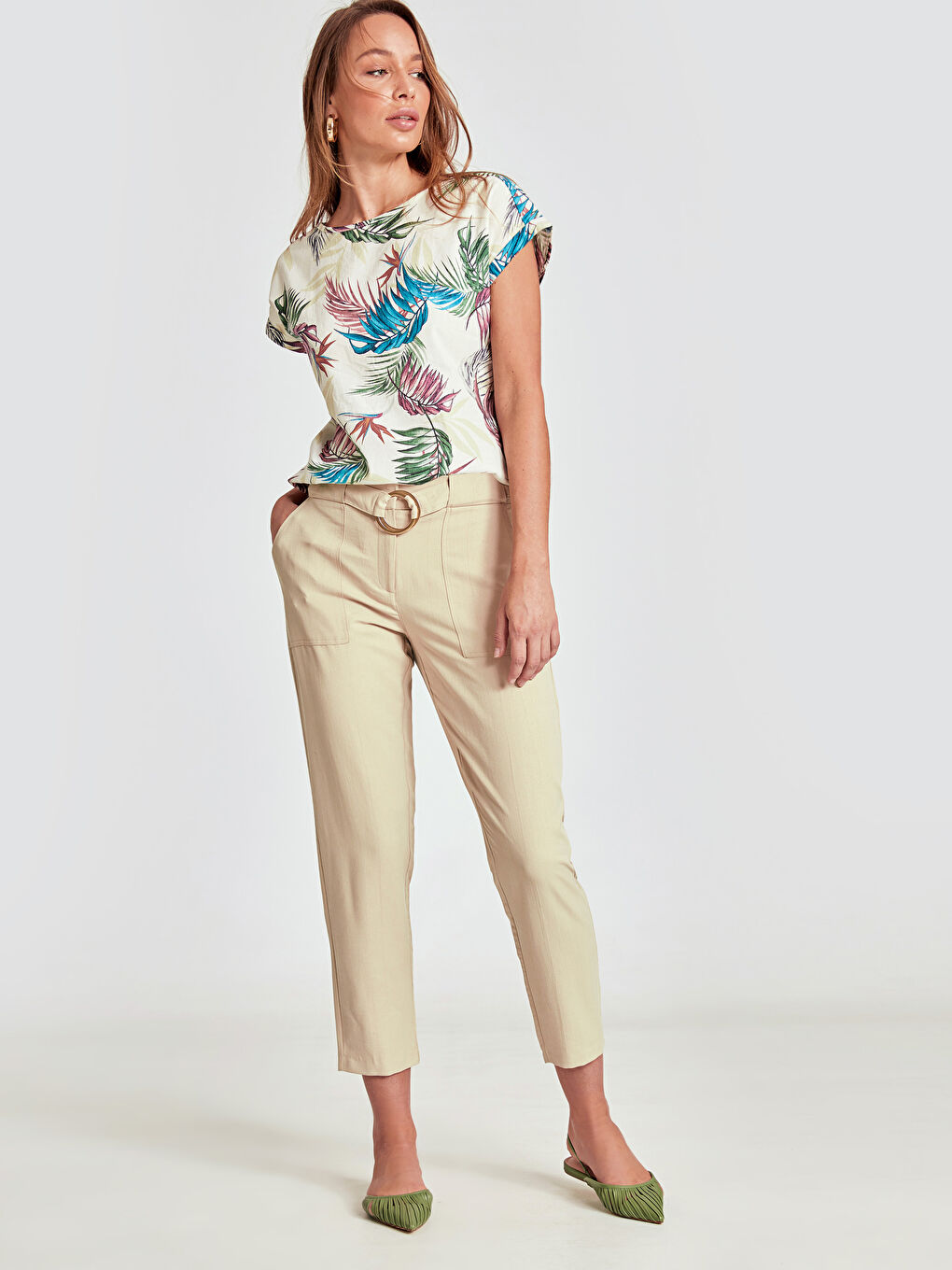 بنطلون Mom Fit للسيدات