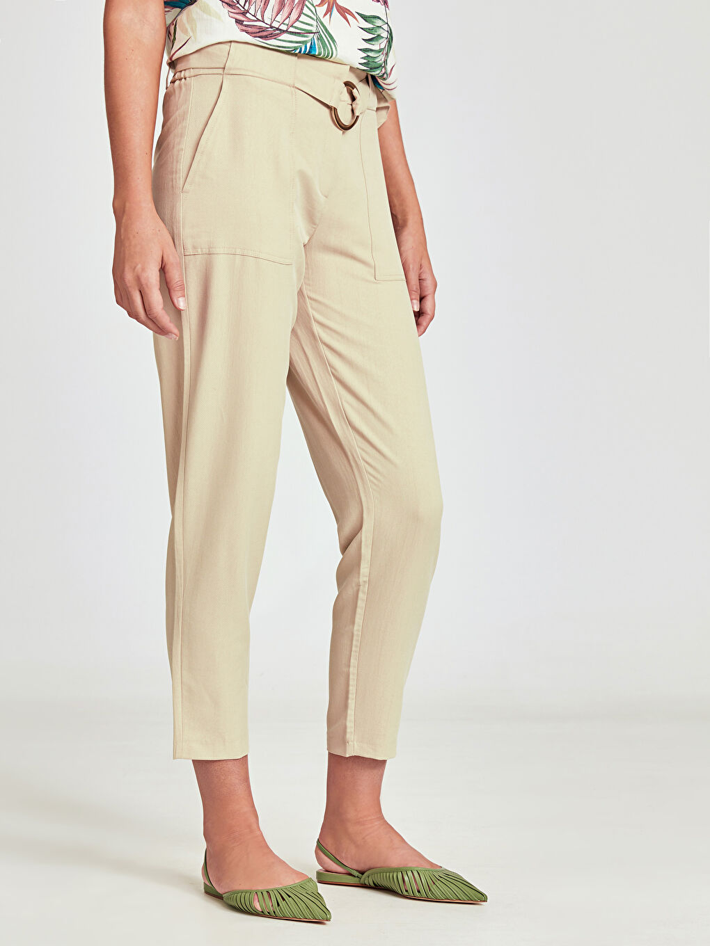 بنطلون Mom Fit للسيدات-1