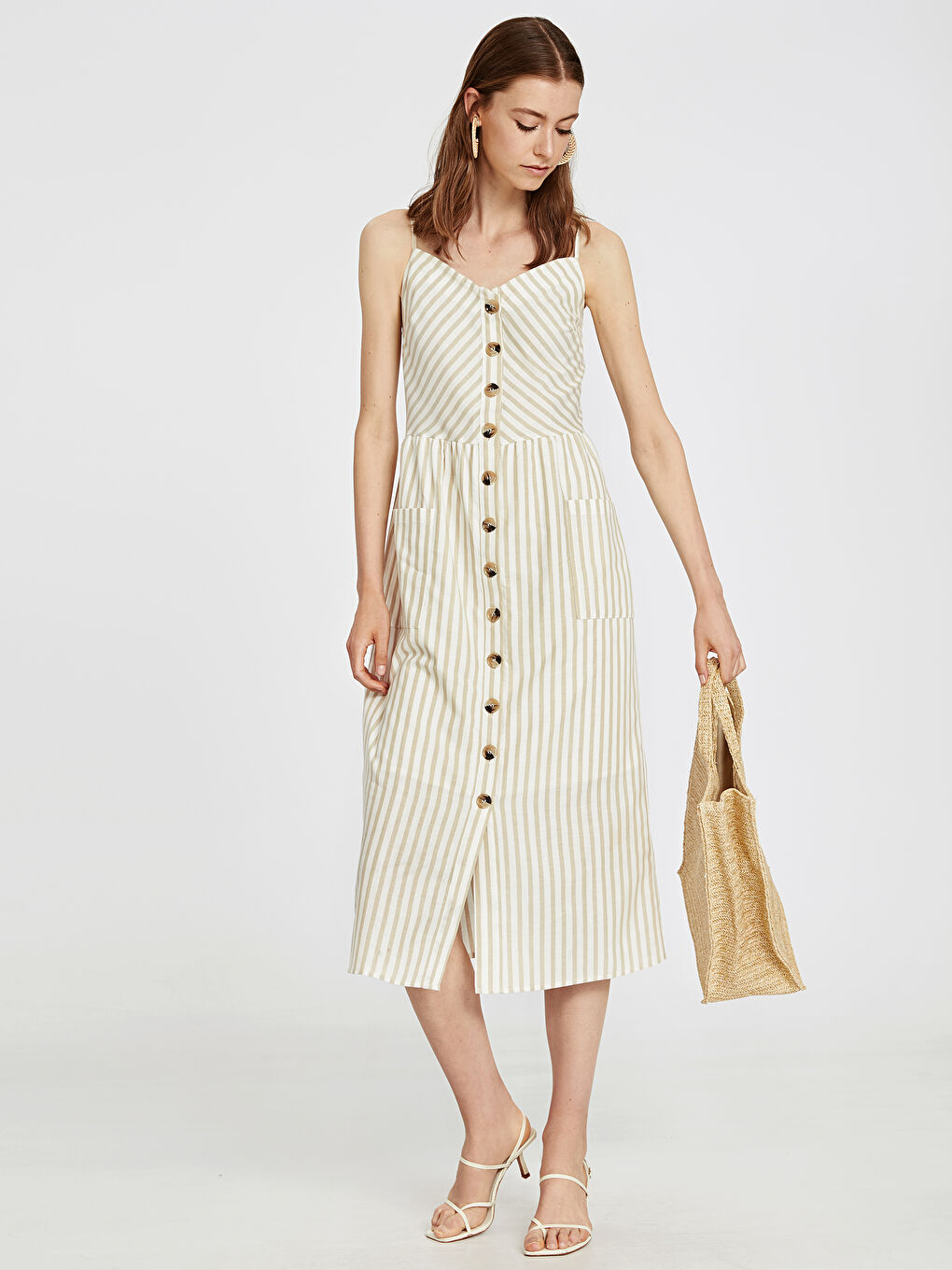 Bej V Yaka Askılı Gabardin Kadın Gömlek Elbise