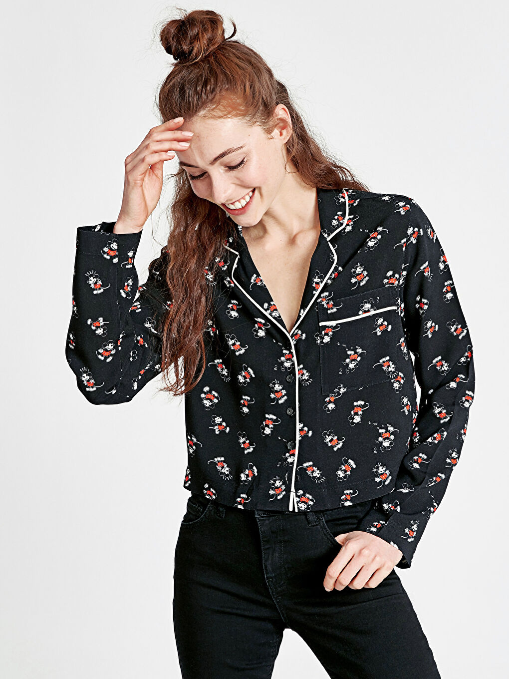 Siyah Önden Düğme Kapamalı Uzun Kollu Kadın Gömlek