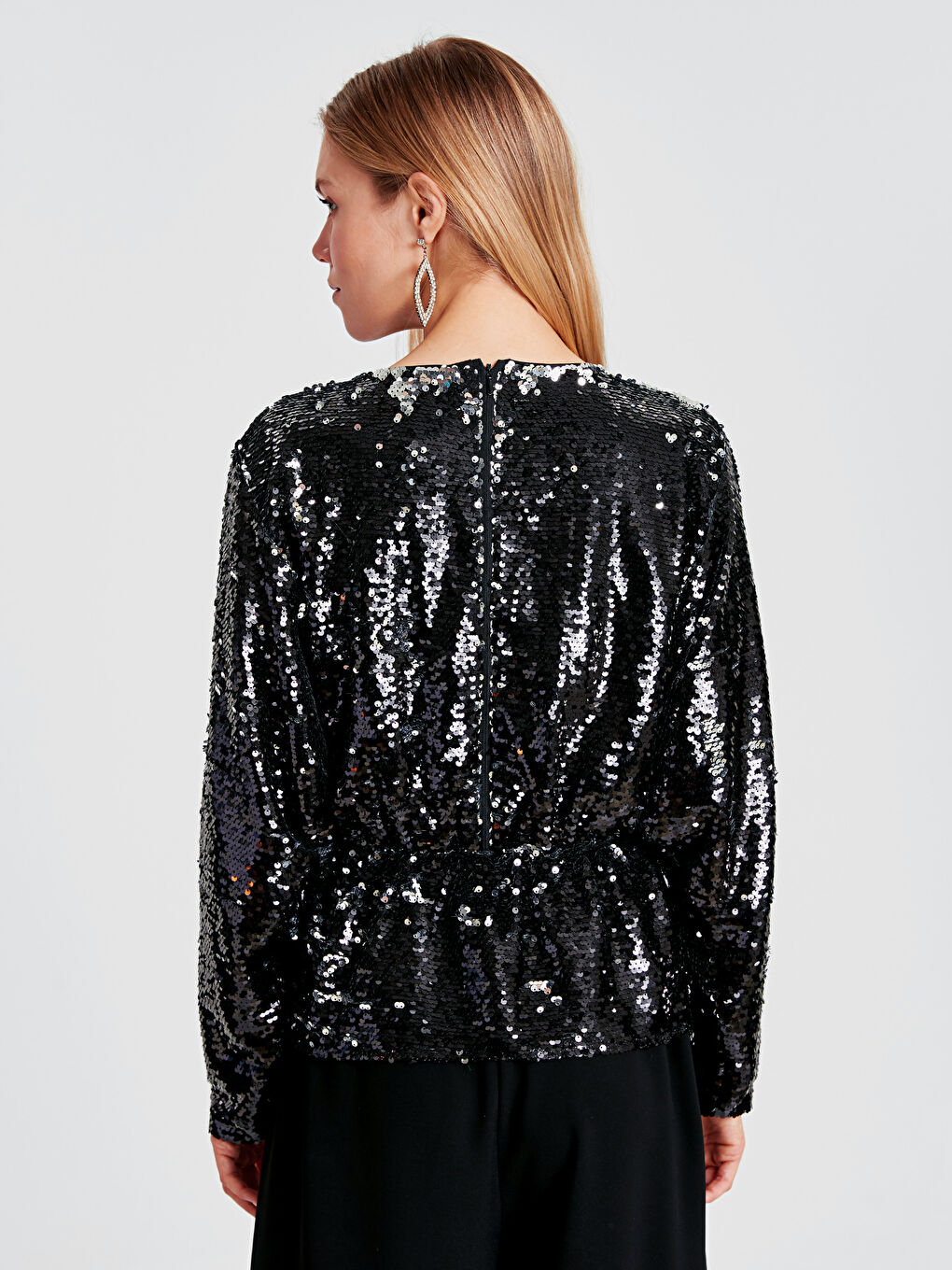 Siyah Standart Fit Kadın Bluz-2