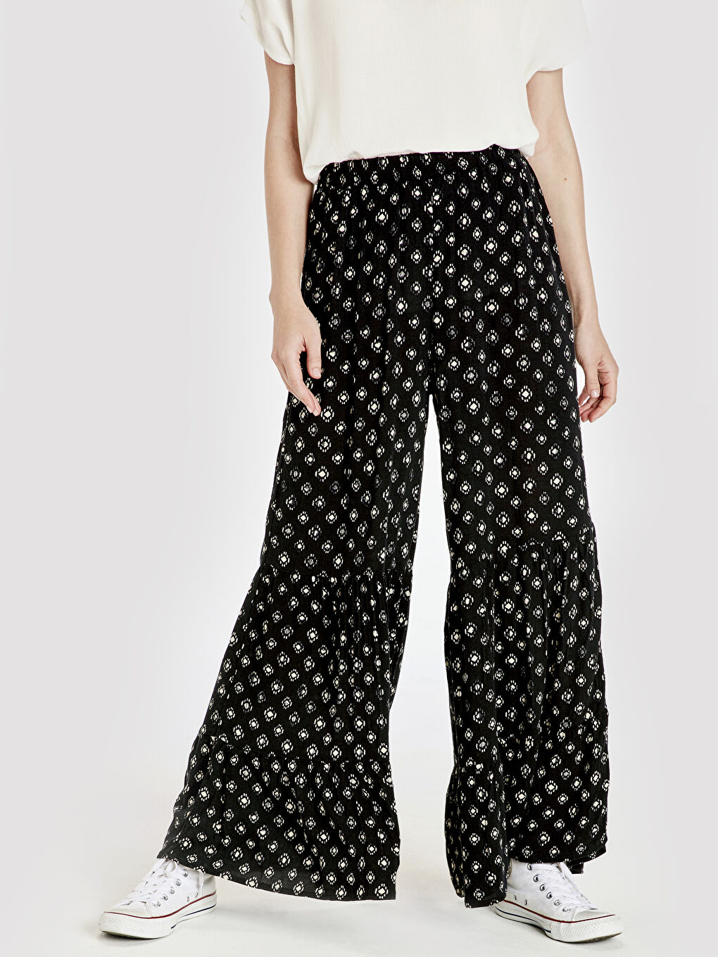 Siyah Rahat Kalıp Gabardin Kadın Pantolon-2