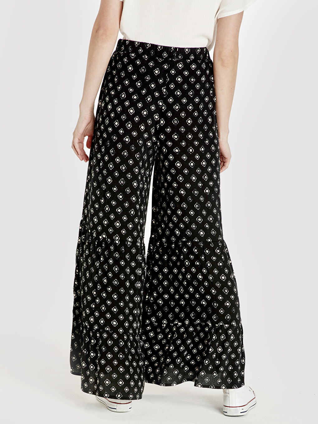 Siyah Rahat Kalıp Gabardin Kadın Pantolon-3