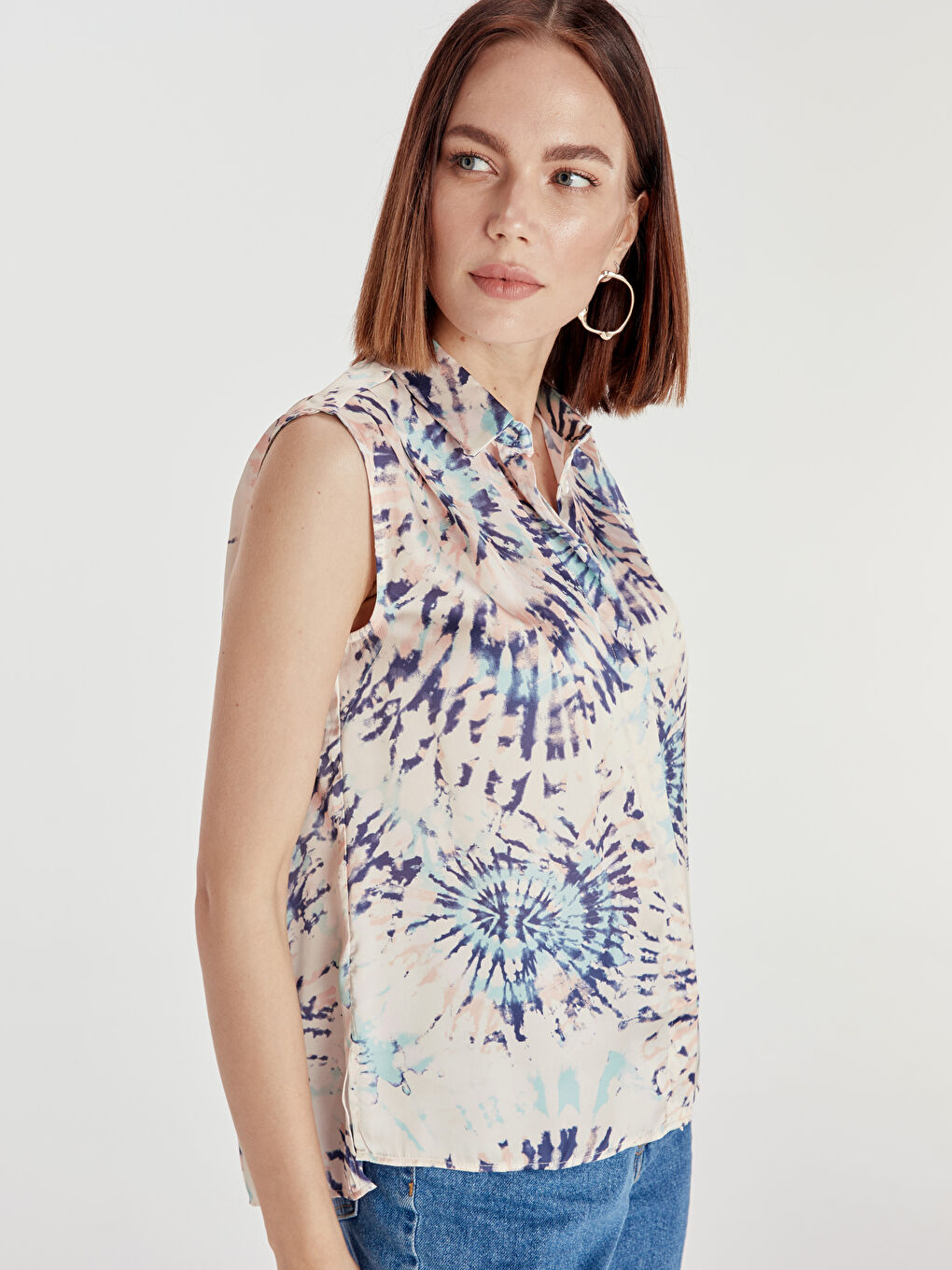 Ekru Gömlek Yaka Standart Fit Askılı Saten Kadın Gömlek-1