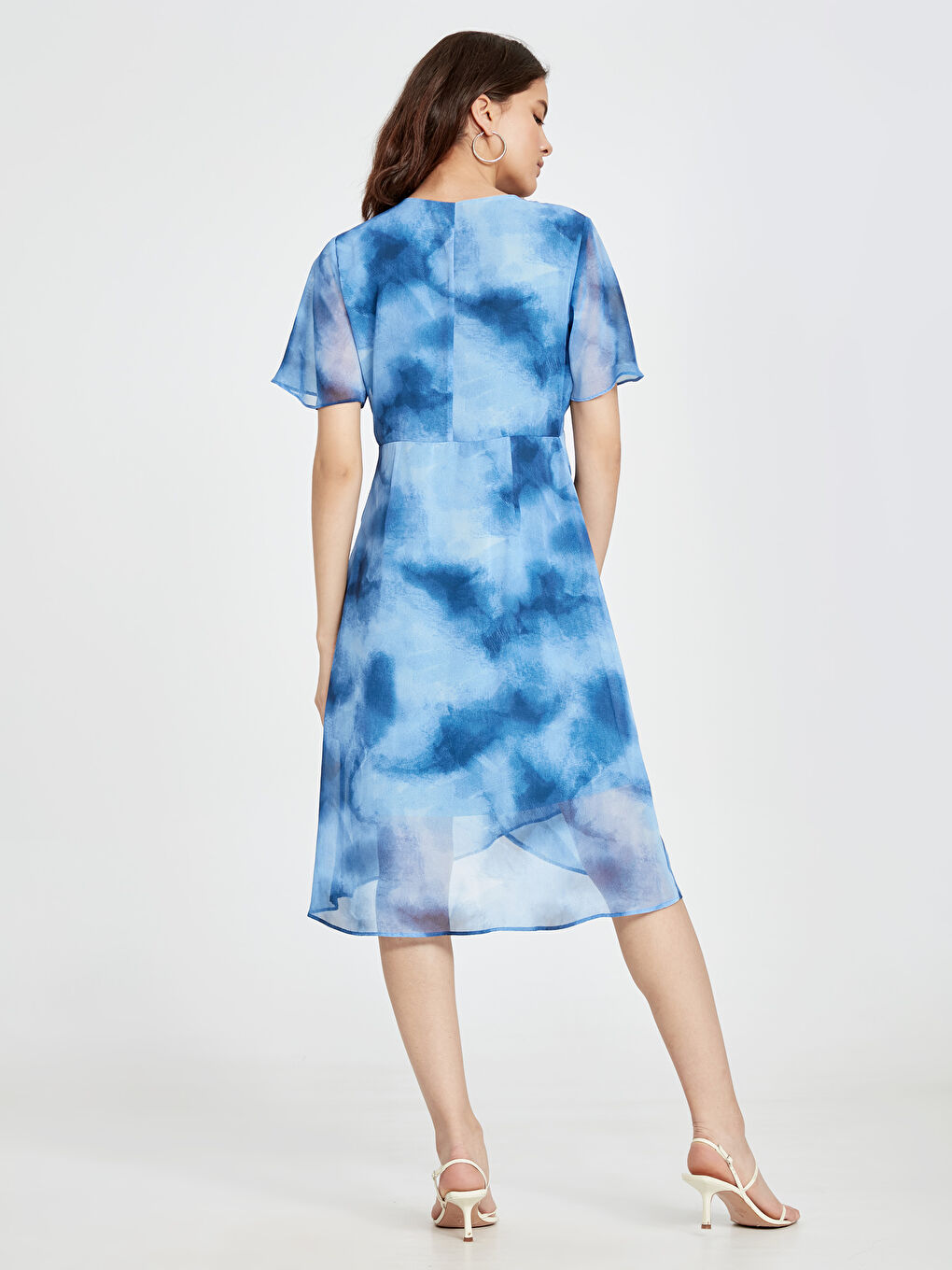 Mavi V Yaka Standart Fit Kısa Kollu Poplin Kadın Elbise-3