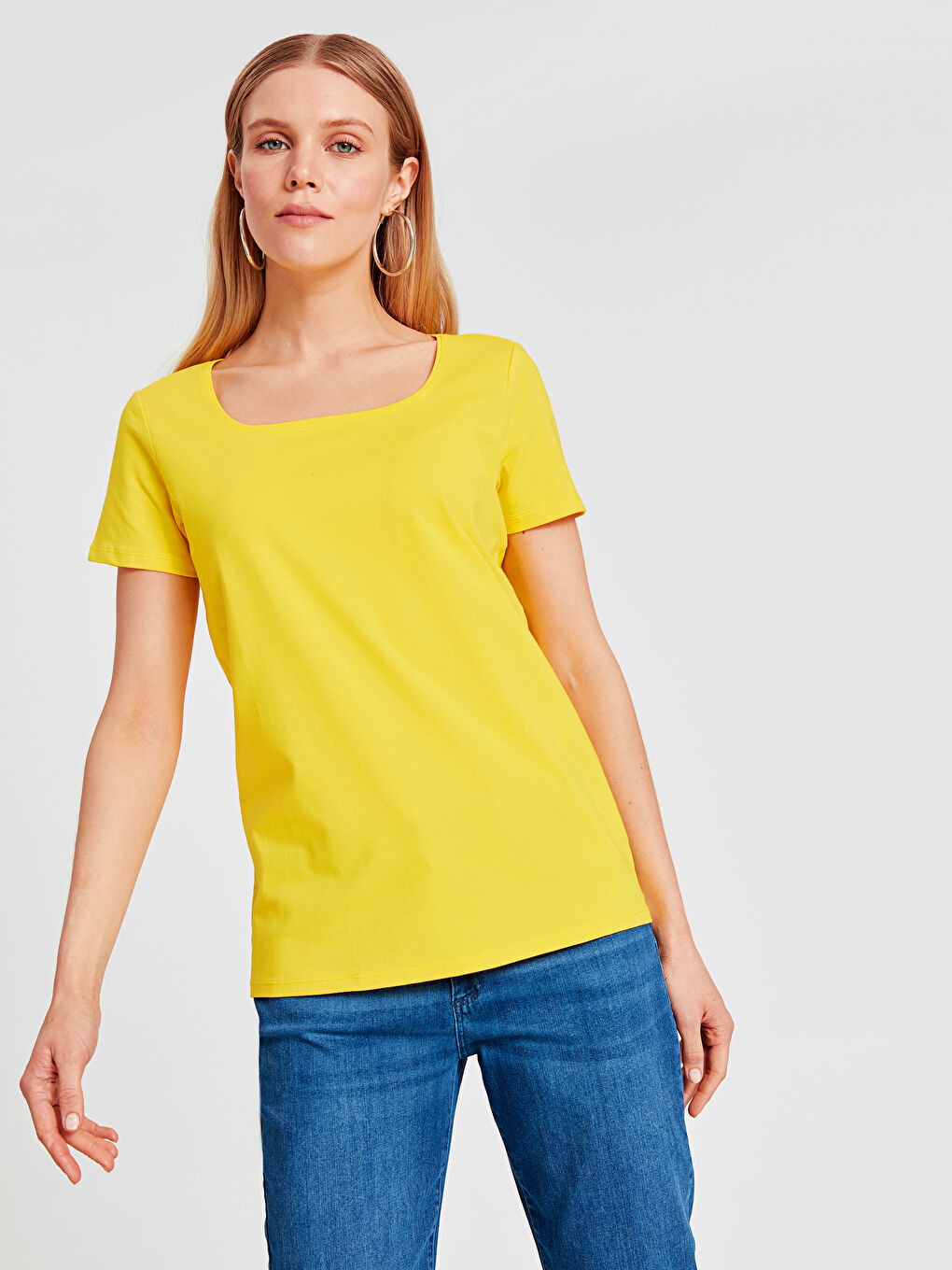 Canlı Sarı Tişört