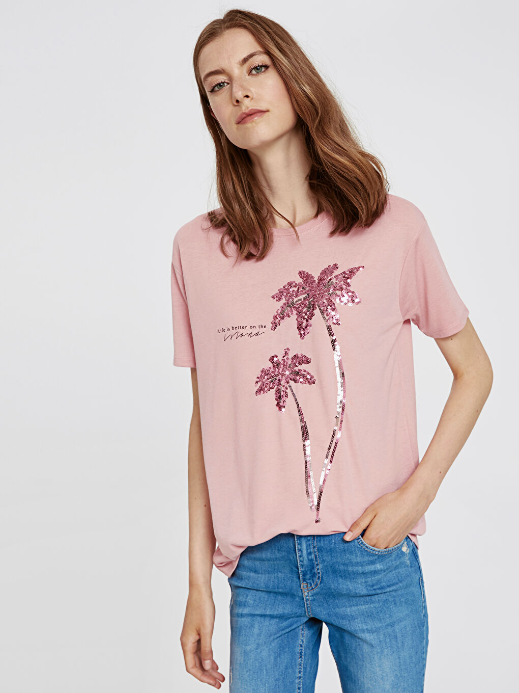 Pembe Bisiklet Yaka Kısa Kollu Kadın Tişört