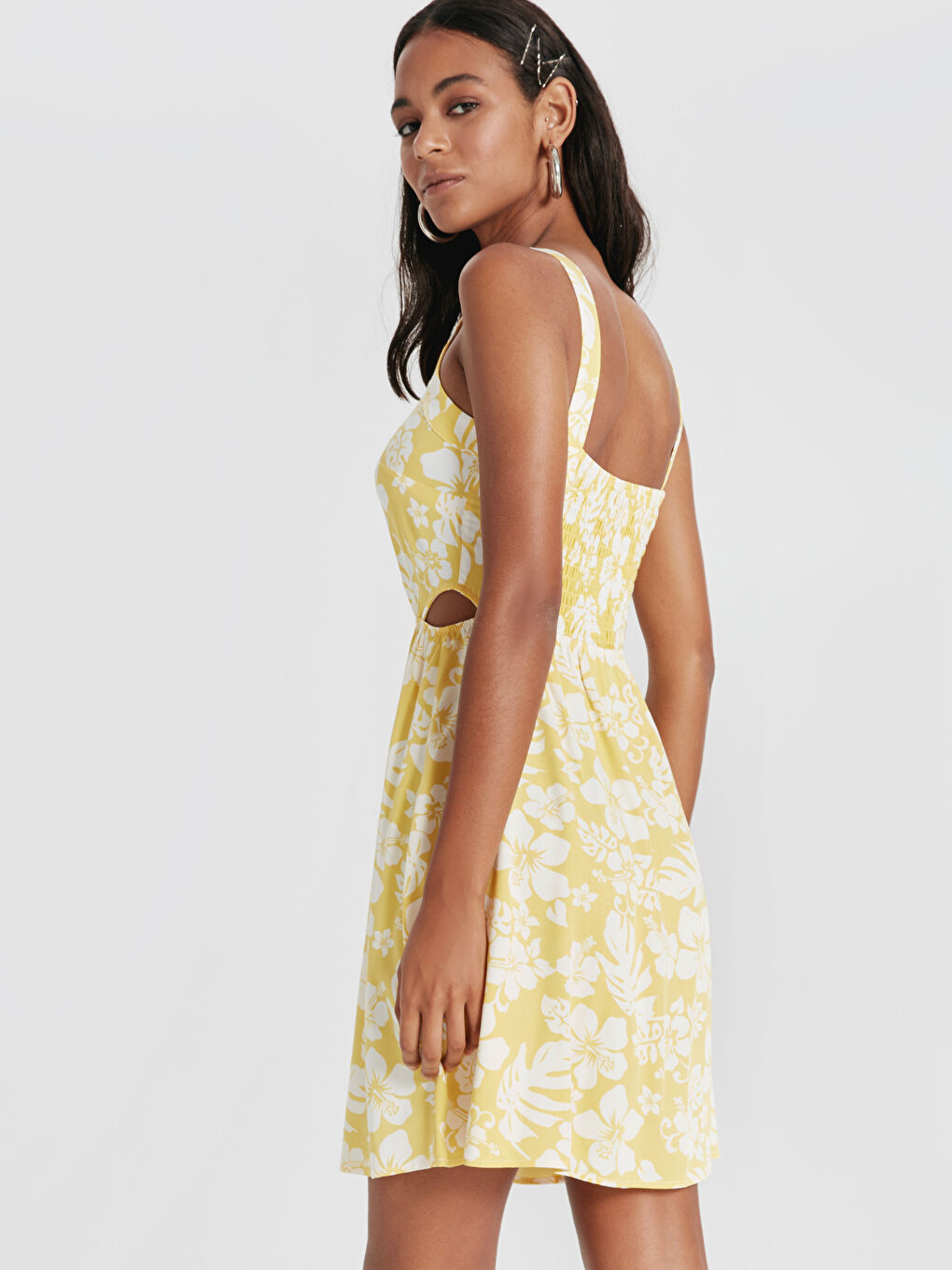 Sarı V Yaka Askılı Kadın Elbise-3