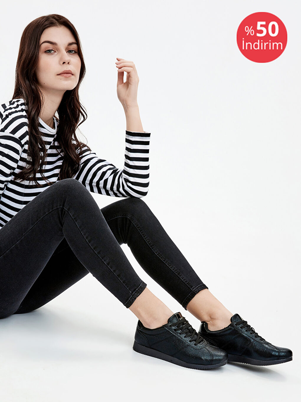Kadın Siyah Spor Ayakkabı