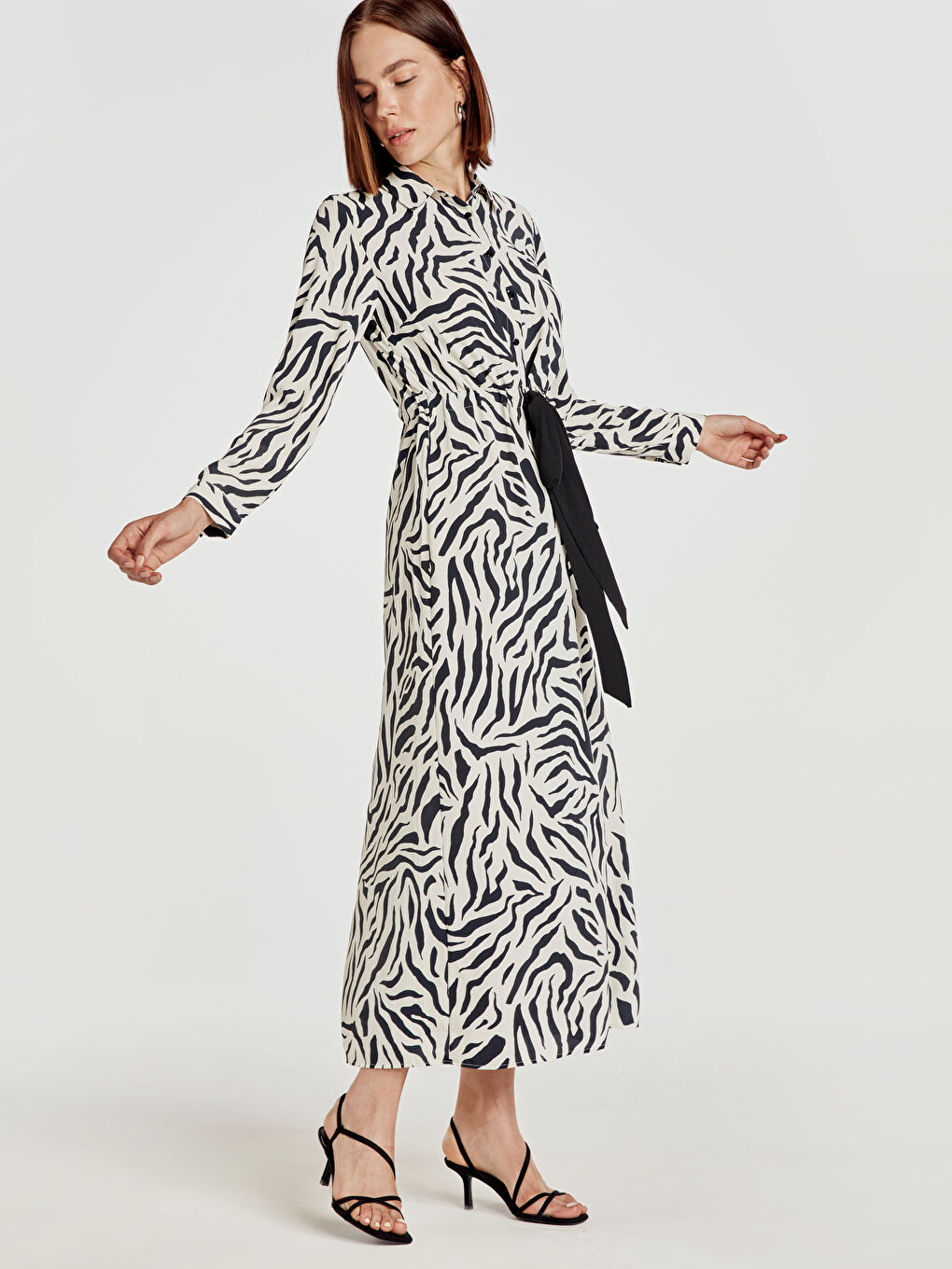 Siyah Standart Fit Uzun Kollu Kadın Gömlek Elbise-1