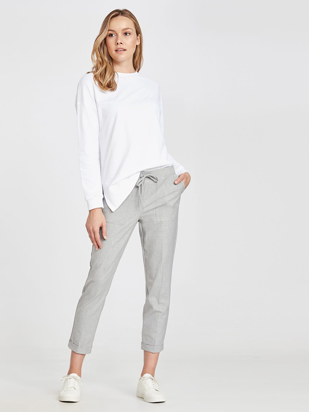 Gri Mom Fit Kadın Pantolon