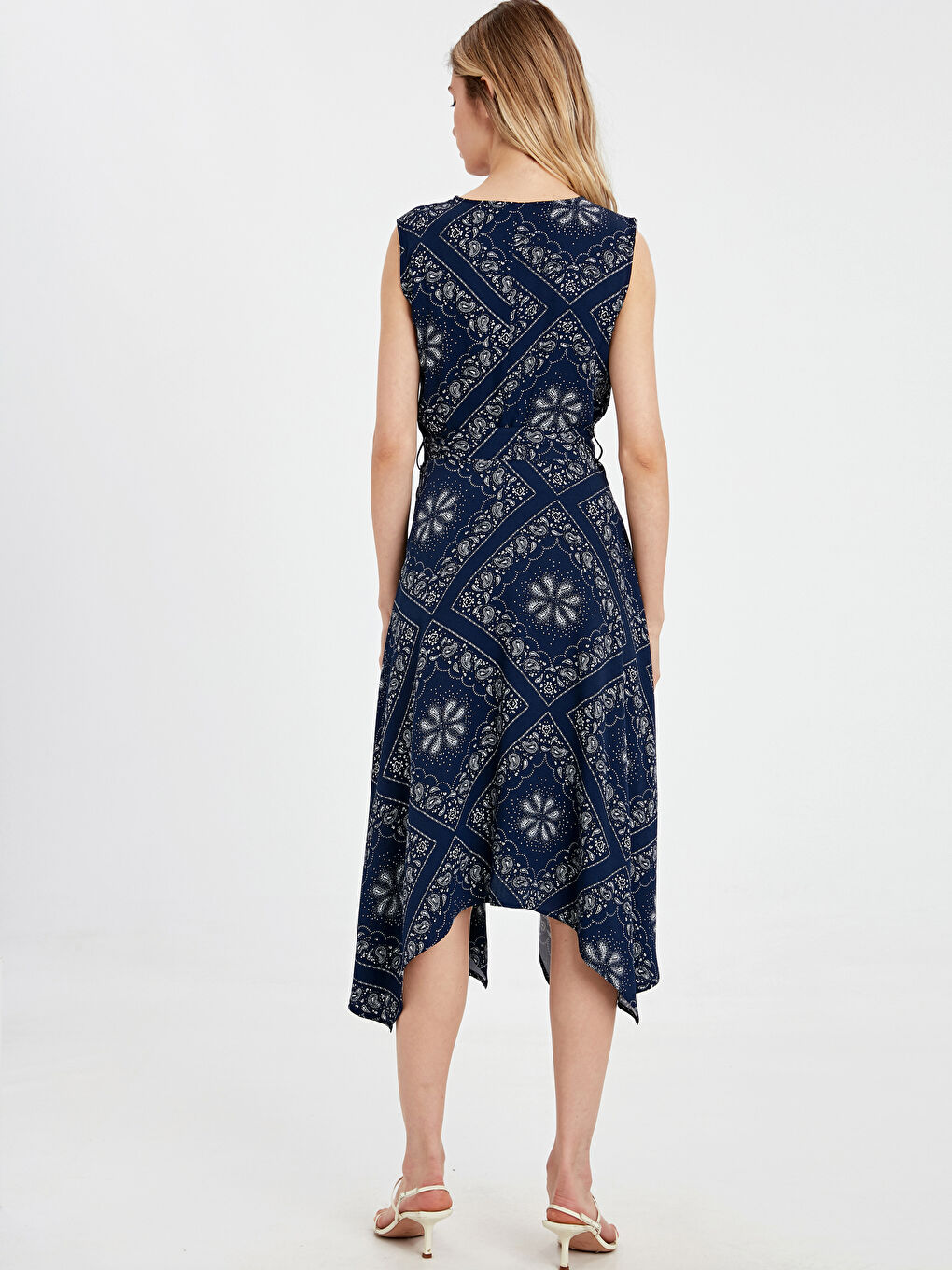 Lacivert V Yaka Standart Fit Askılı Kadın Elbise-1