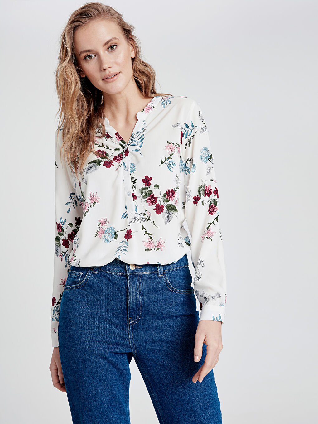 Ekru Standart Fit Uzun Kollu Kadın Bluz-2