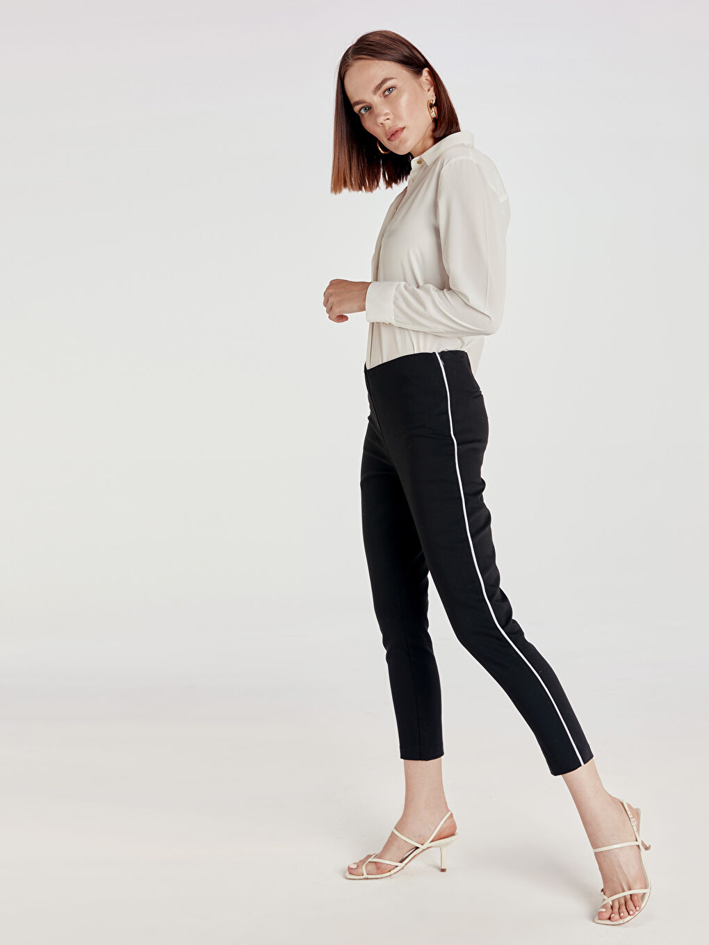 Siyah Ekstra Dar Fit Kadın Pantolon