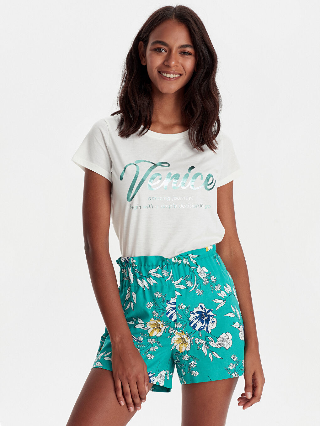 Sarı Desenli Pamuklu Kadın Şort