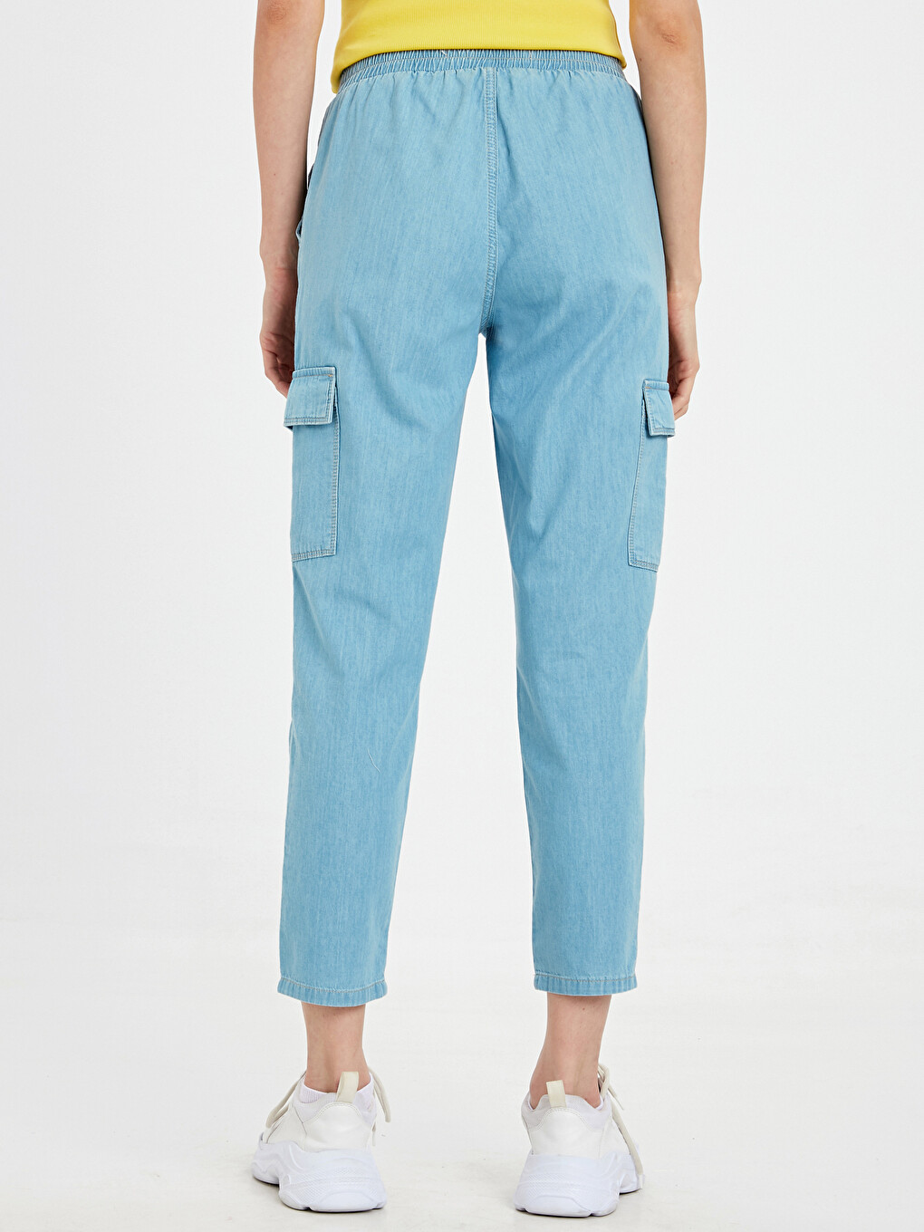 Regular Fit Mid Rise Women's Jean Trousers-2