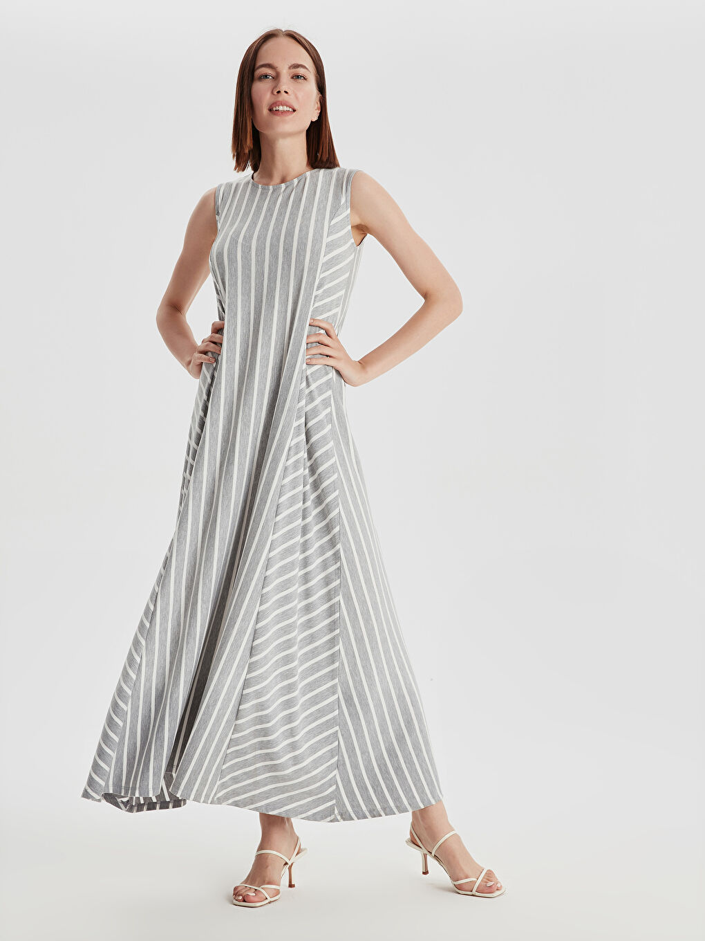 Gri Çizgili Elbise