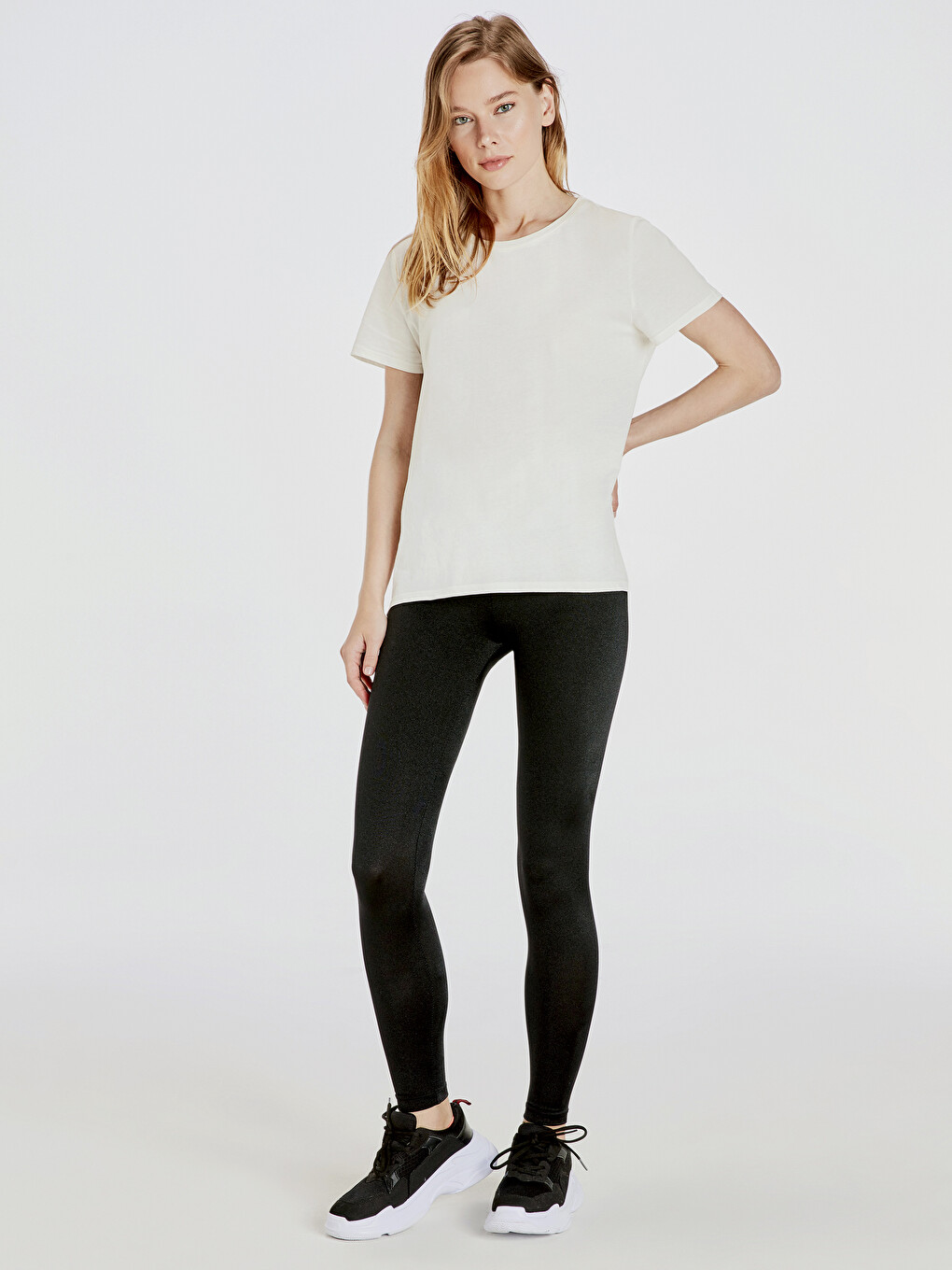 LCW Vision Woman Black Leggings - 9SV132Z8-CVL - LC Waikiki