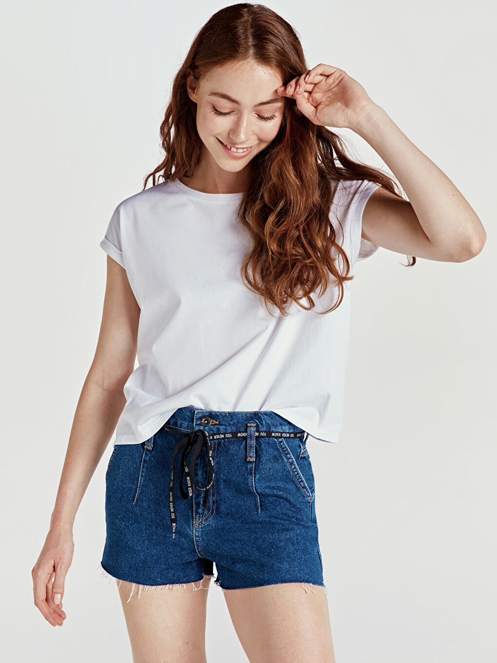 İndigo Kadın Kuşaklı Kadın Jean Şort-1