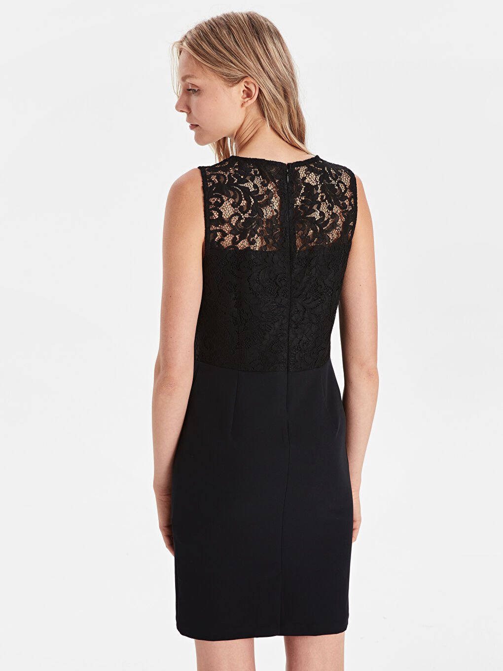 Siyah Kayık Yaka Dar Fit Askılı Kadın Elbise-2