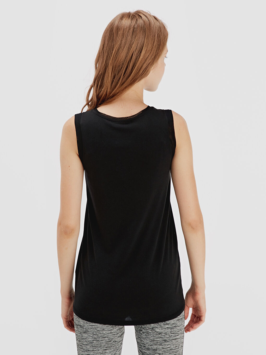 Siyah Bisiklet Yaka Kolsuz Penye Kadın Atlet-2