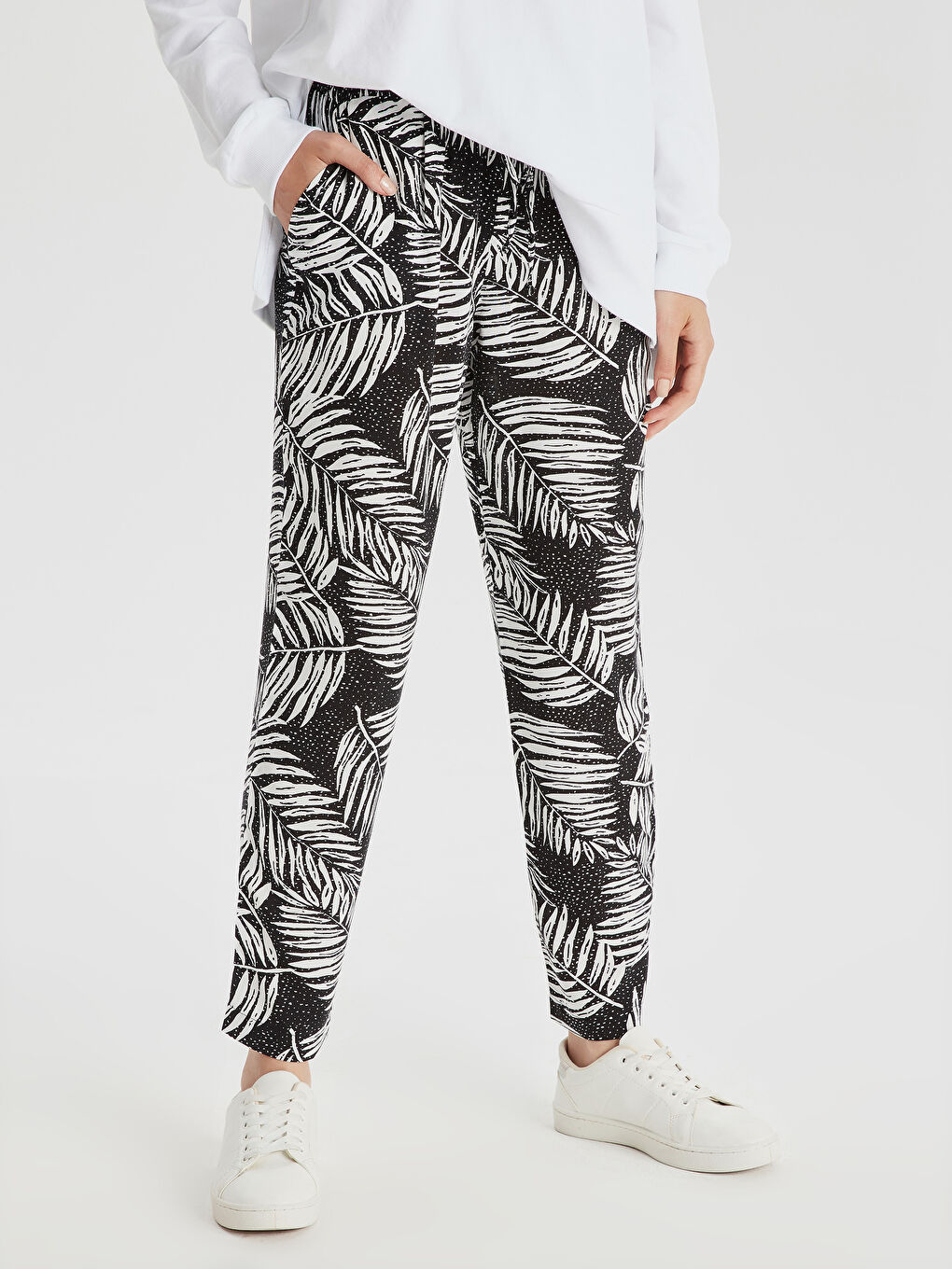 Woman NAVY Trousers-2