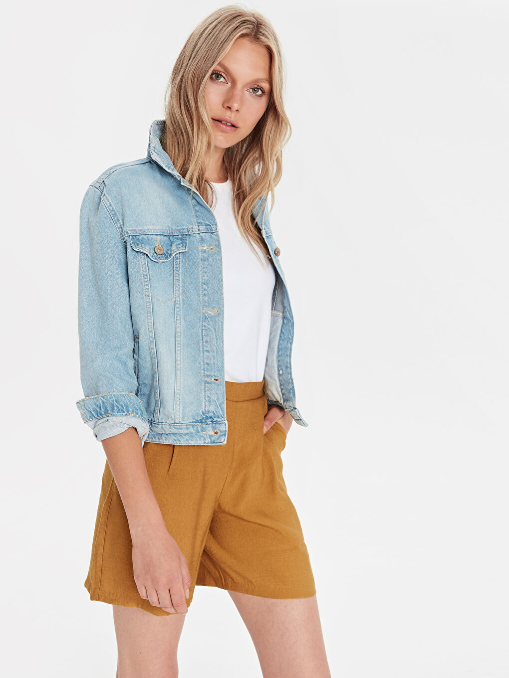 Sarı Standart Fit Düz Keten Kadın Keten Şort