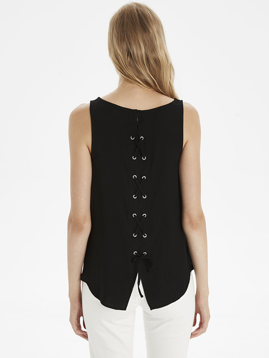 Siyah Kadın U Yaka Düz Kolsuz Bluz-2