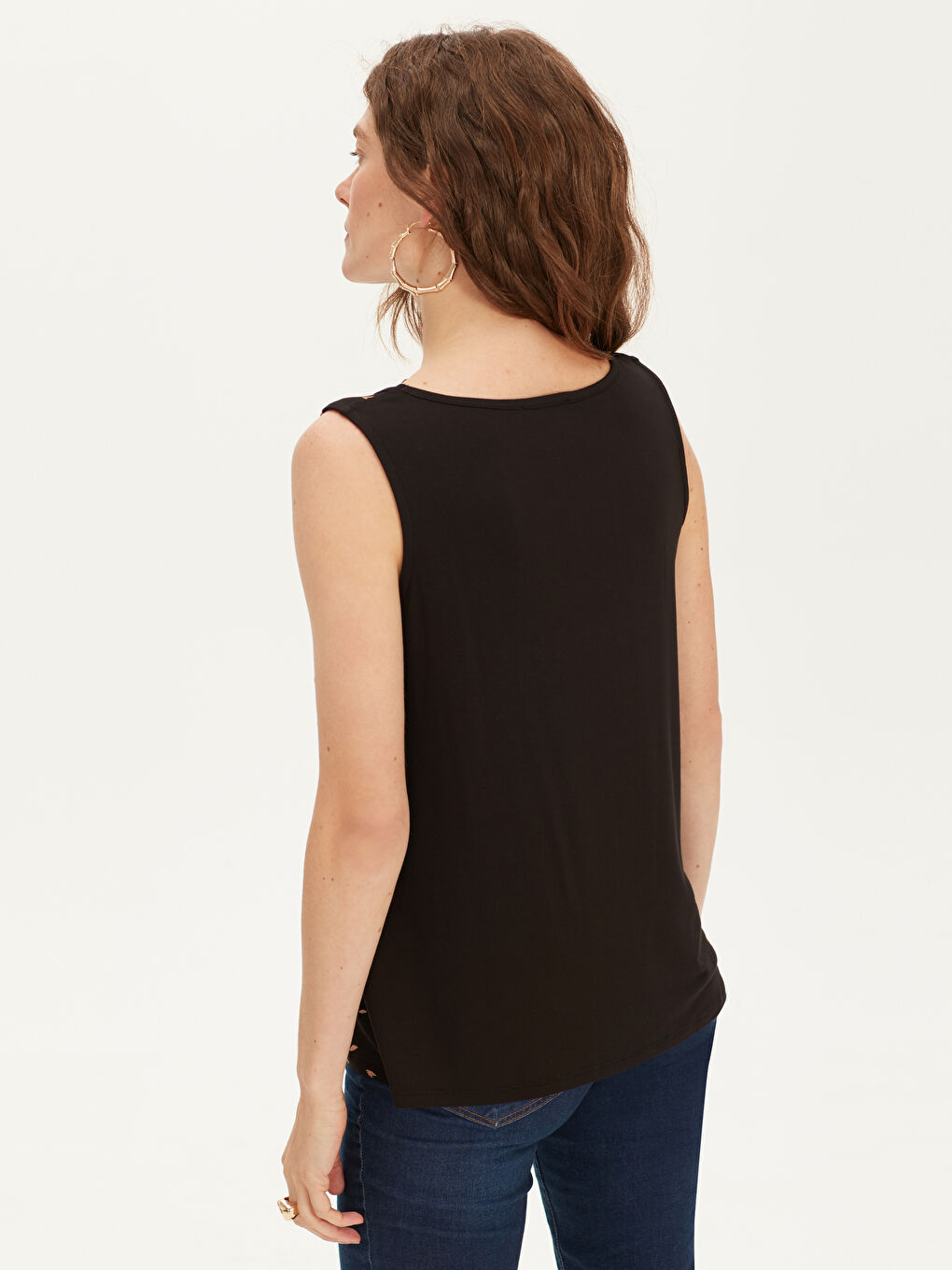 Siyah Askılı Kadın Atlet-2