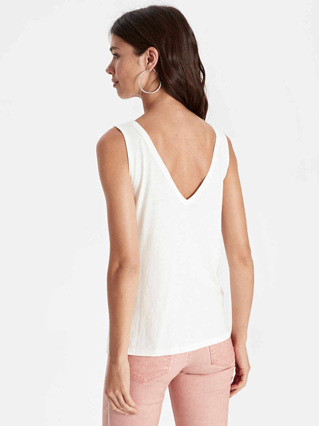 Beyaz Kadın V Yaka Düz Atlet-2