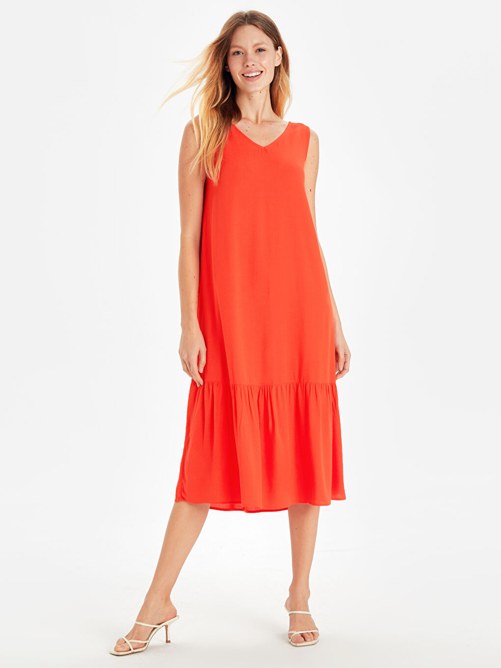 Kırmızı Standart Fit Askılı Krinkle Kadın Elbise