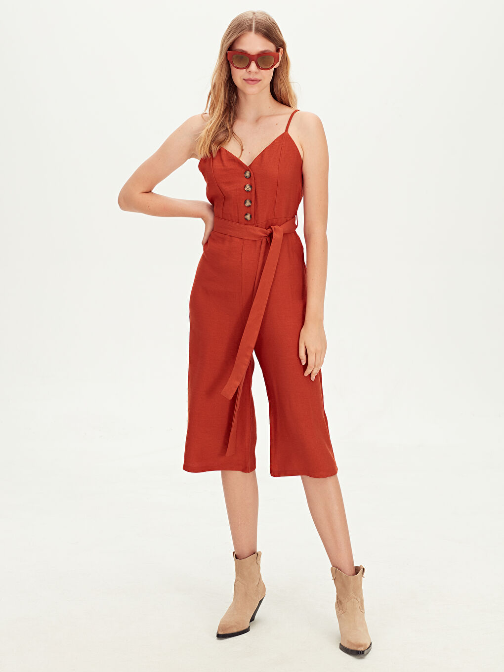 Turuncu Kuşaklı Askılı Kadın Viskon Tulum