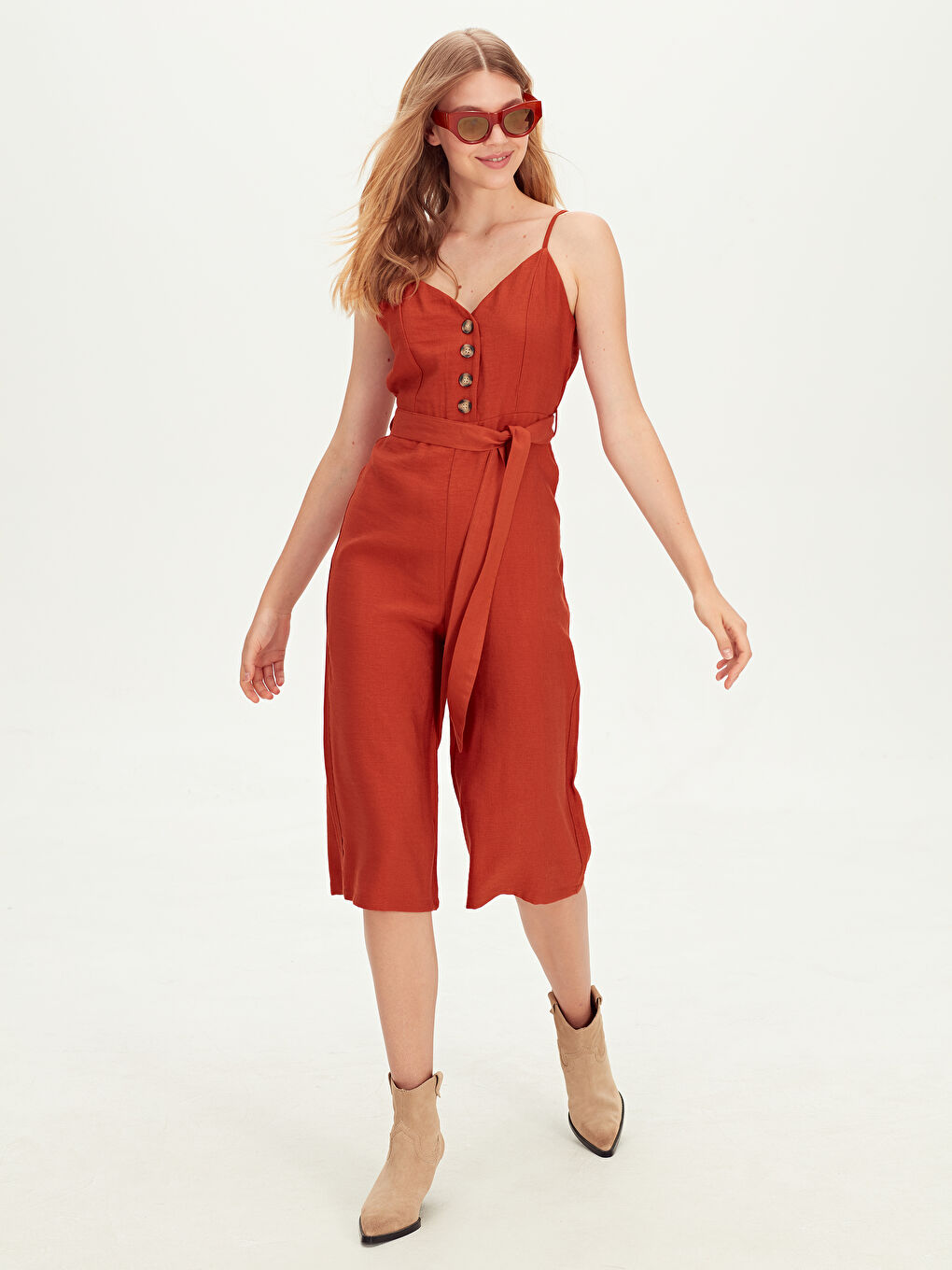 Turuncu Kuşaklı Askılı Kadın Viskon Tulum-1