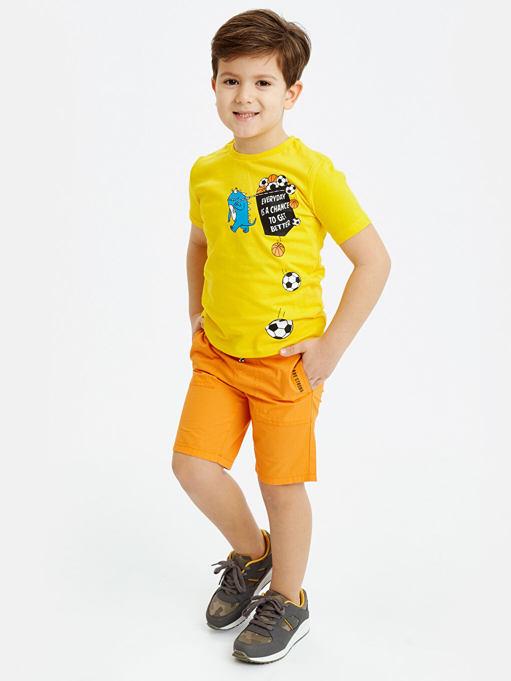 Мальчики Оранжевый Шорты