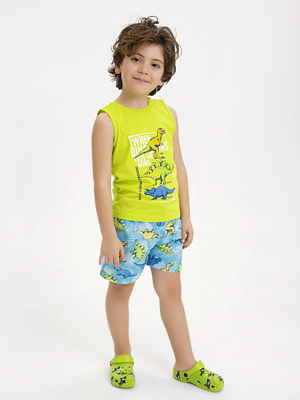 طقم سباحة للأولاد