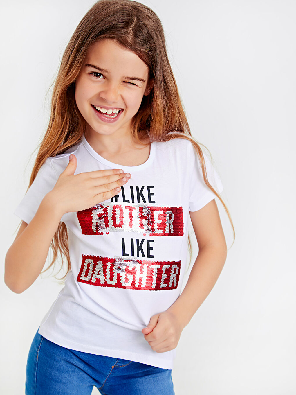 Beyaz Bisiklet Yaka Kısa Kollu Kız Çocuk Tişört