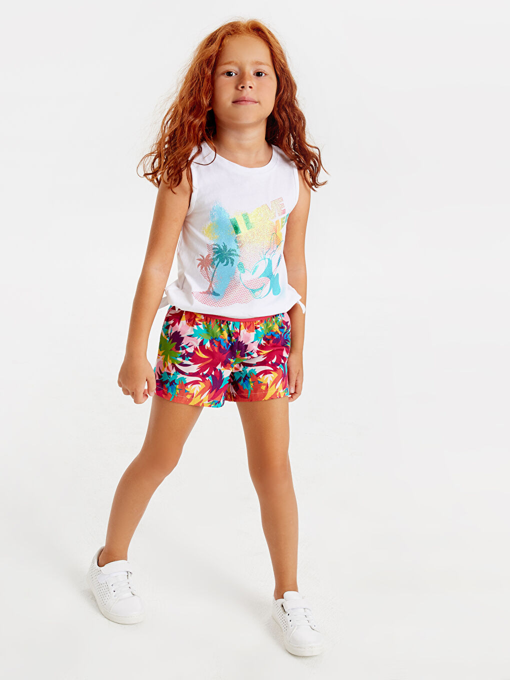 Beyaz Bisiklet Yaka Kız Çocuk Atlet