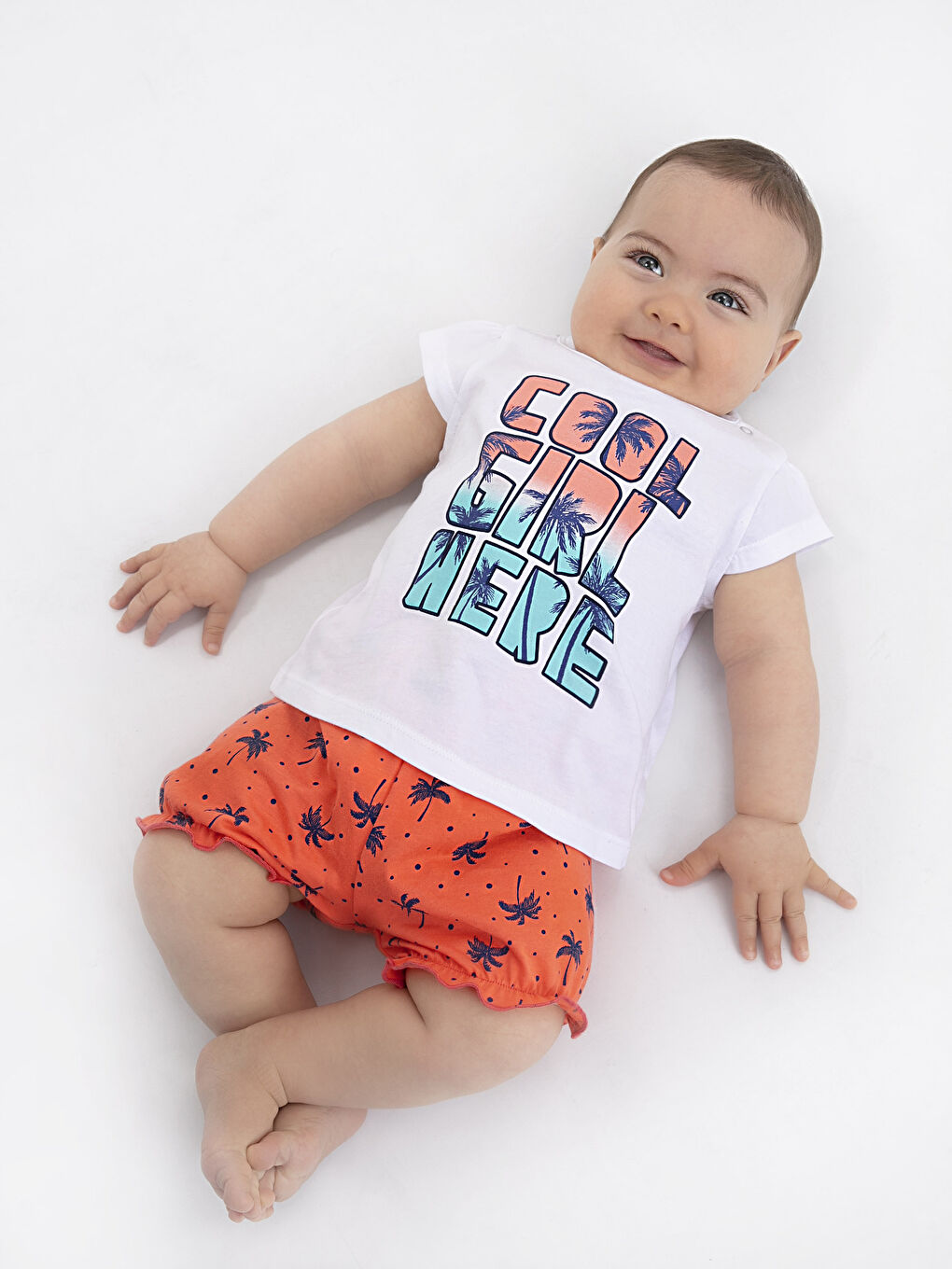 Beyaz Bisiklet Yaka Kısa Kol Baskılı Kız Bebek Pijama Takımı-1