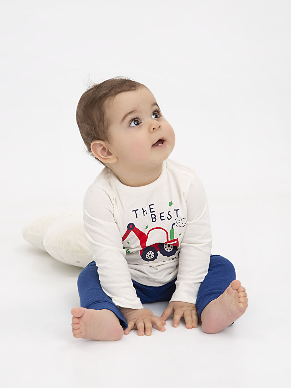 Beyaz Erkek Bebek Pamuklu Pijama Takımı