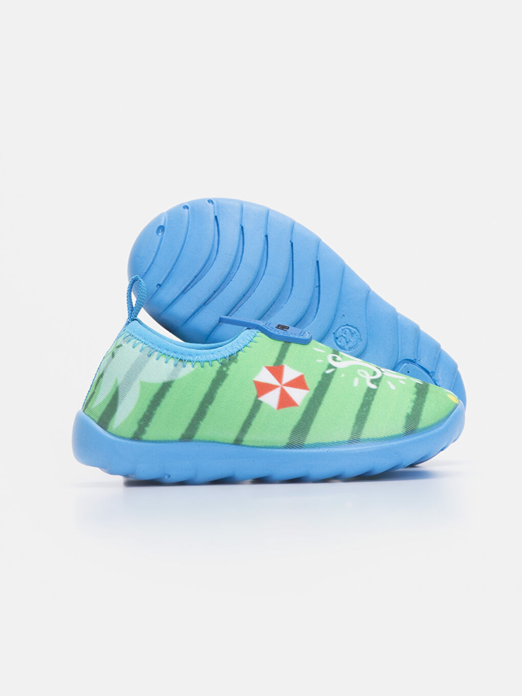 أحذية مائية للأولاد الصغار بطبعة تريكو-2