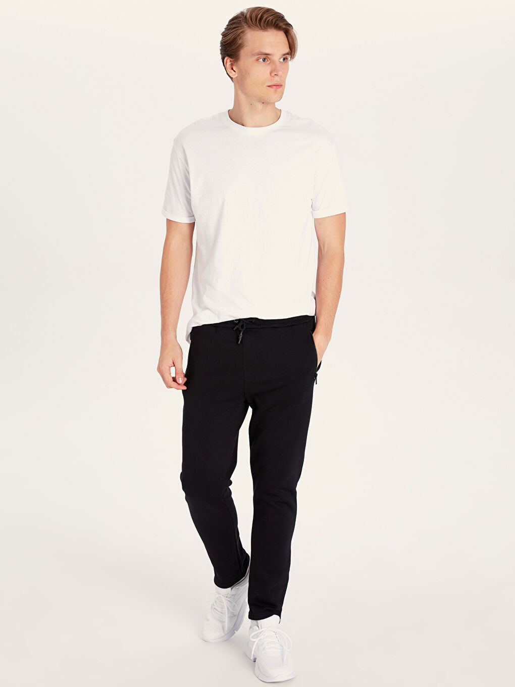 Yeni Siyah Eşofman Altı-1