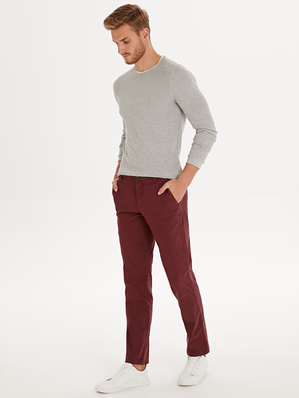 Pantalon chino ROUGE BORDEAUX Homme