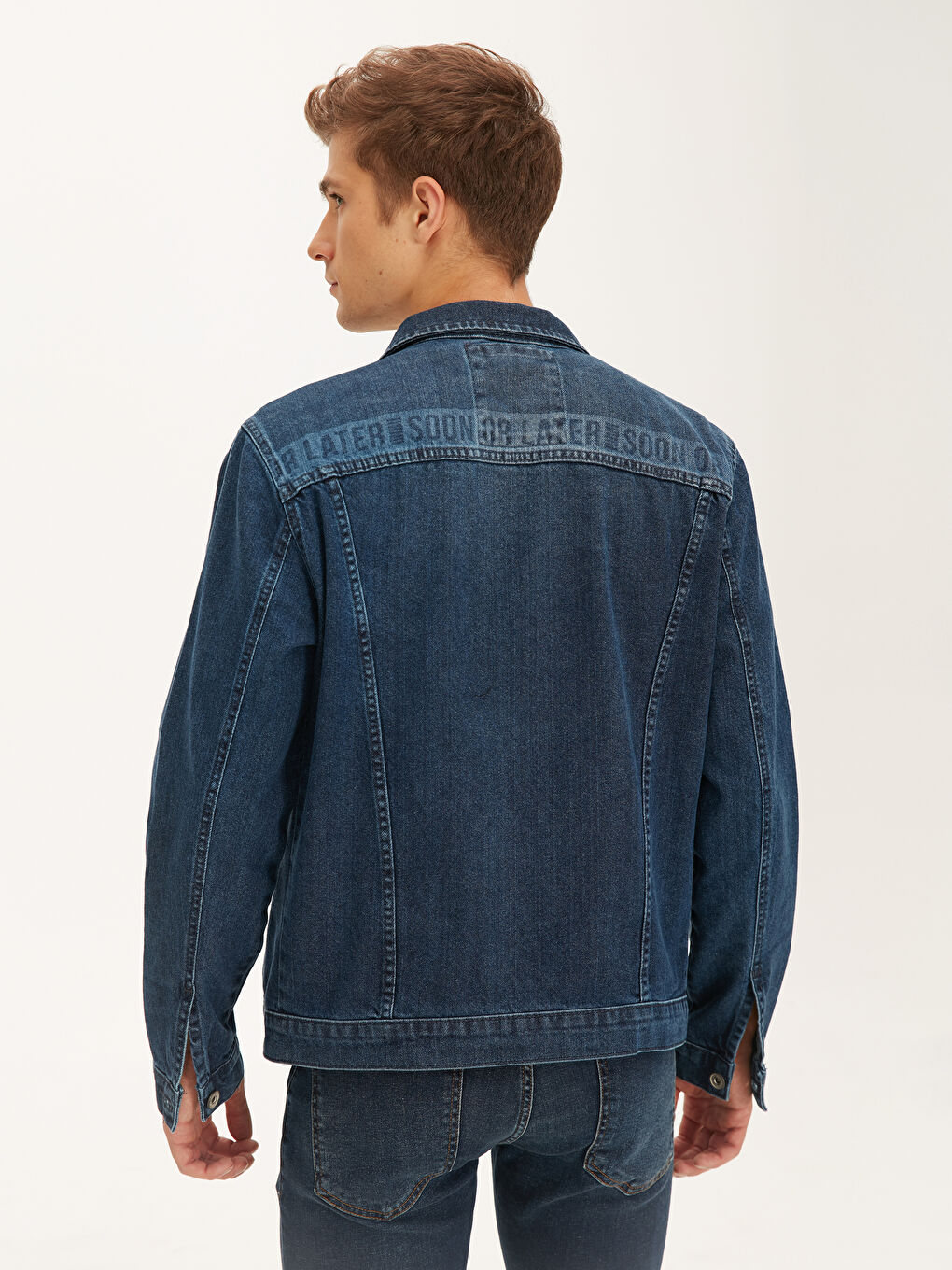 سترة جينز بقصة عادية-2