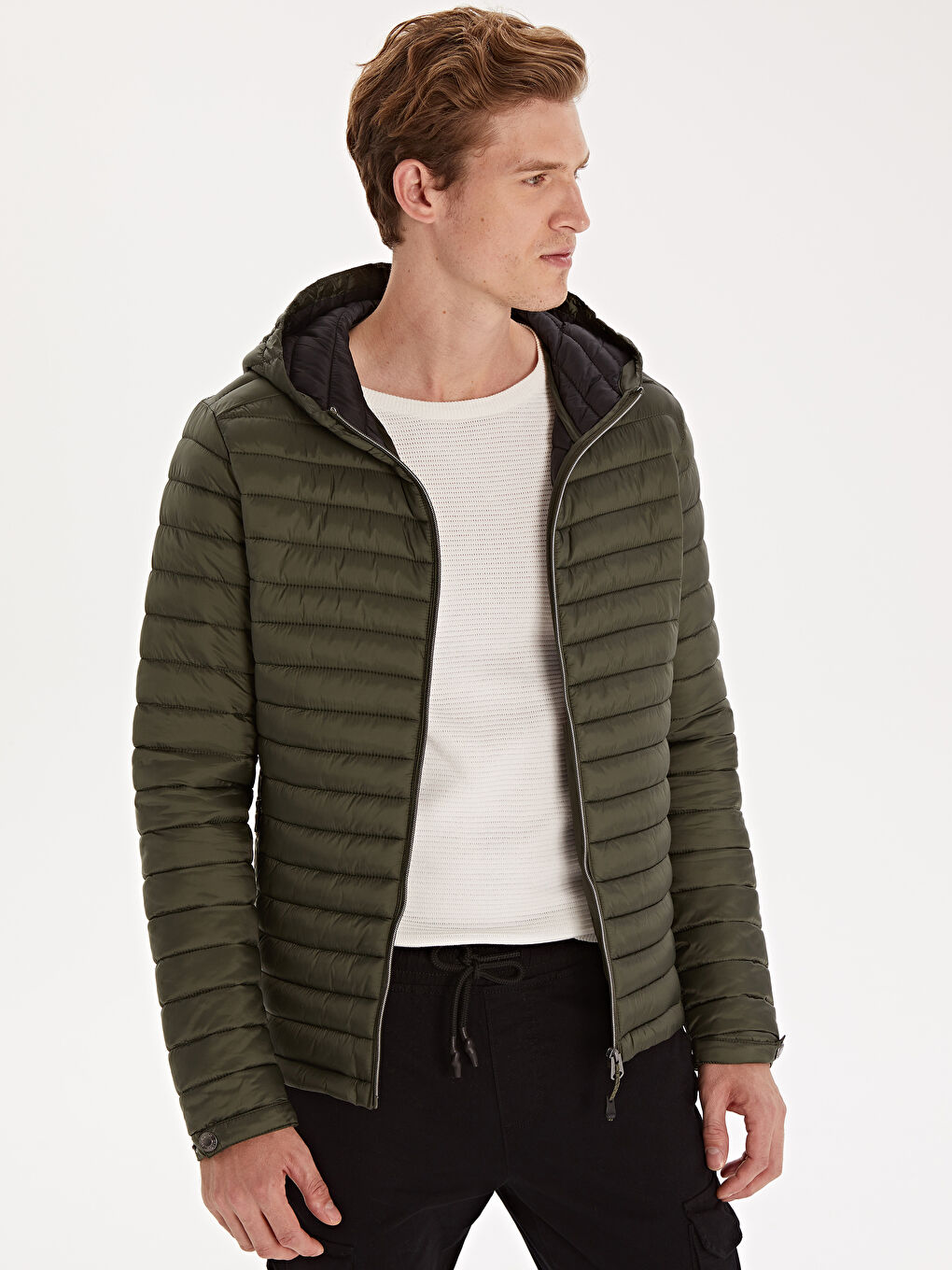 جاكيت نفخ رجالي رقيق بقصة مريحة وبقبّ-1